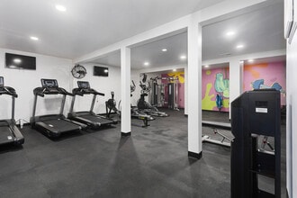 Modern Health and Wellness Hub - Thousand Oaks