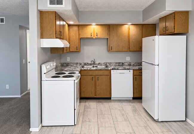 Foto del edificio - 3405 Holiday Ct