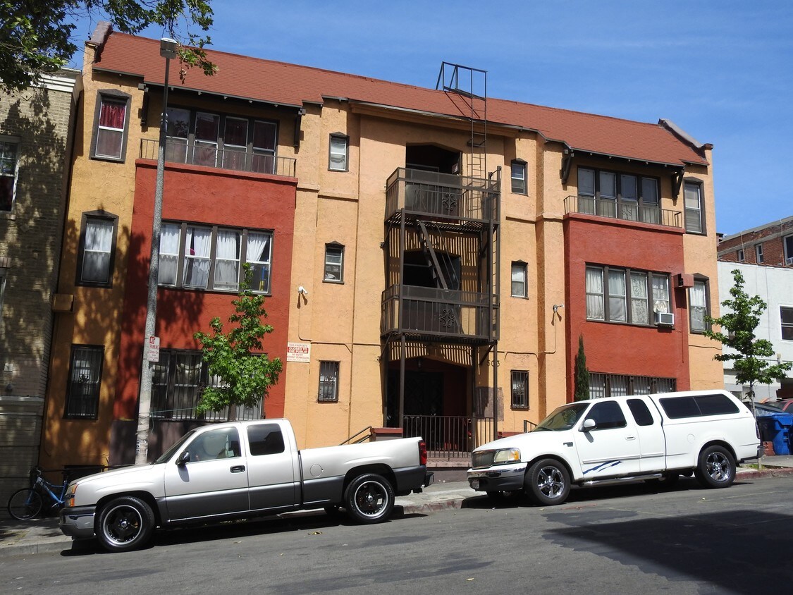Building Photo - 503 Union Dr
