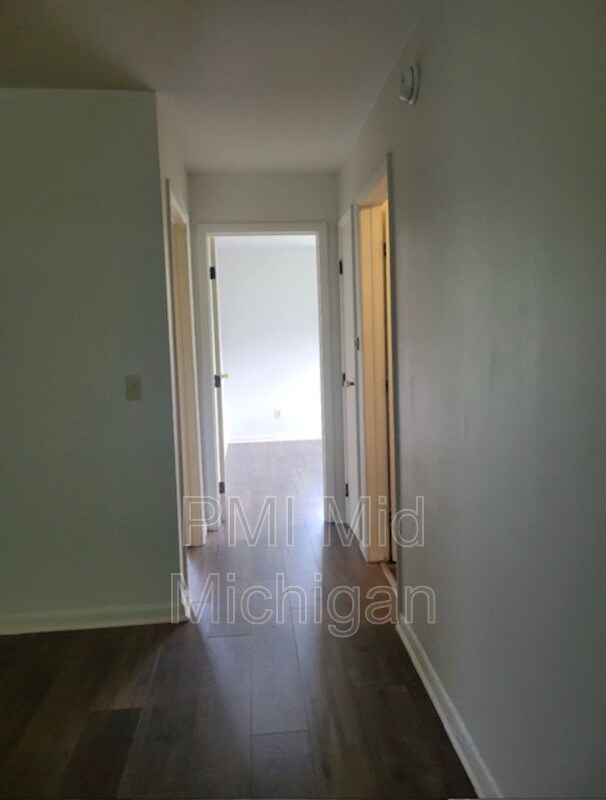 Foto del edificio - 3629 Bernice Dr