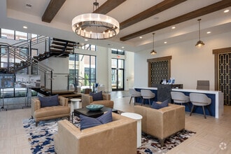 Interior Photo - Heights at Sawnee Village