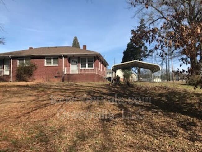 Building Photo - 173 Griswold Cir