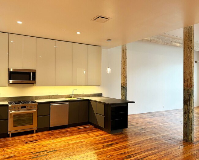 Foto del edificio - 520 State Rd