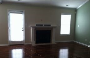 Building Photo - Wonderful 3 Bedroom Acorn Ridge Beauty!