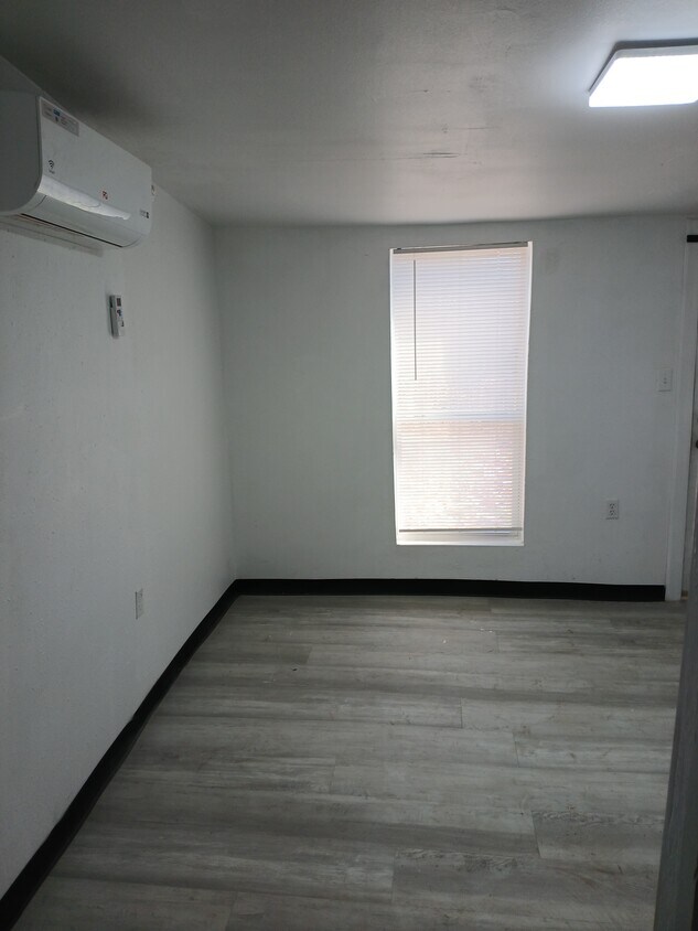 Foto del edificio - 130 S 6th St