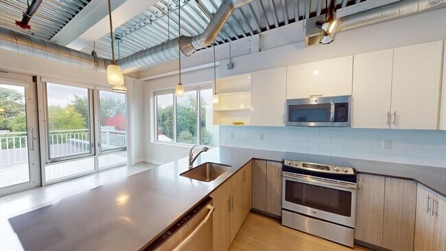 Foto del edificio - 15 Richdale Ave