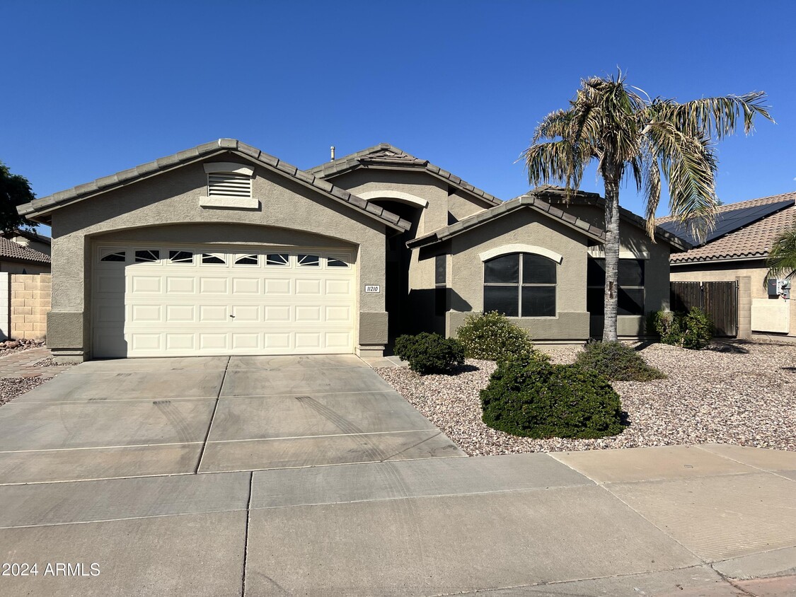 Foto principal - 11210 E Pronghorn Ave