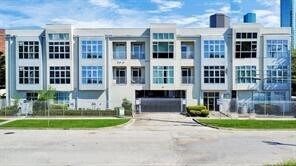 Building Photo - 207 Pierce St