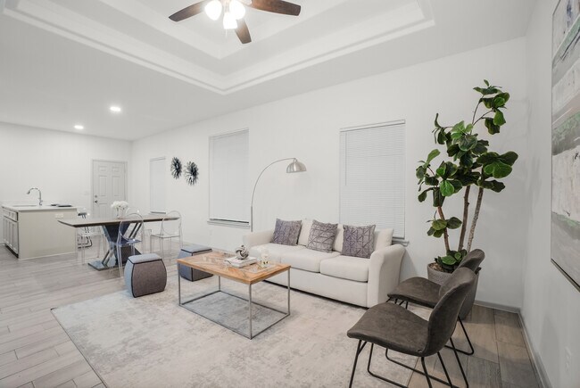 Foto del edificio - 1002 N Tower Rd