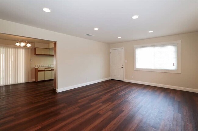 Foto del edificio - 2242 Nottingham Dr