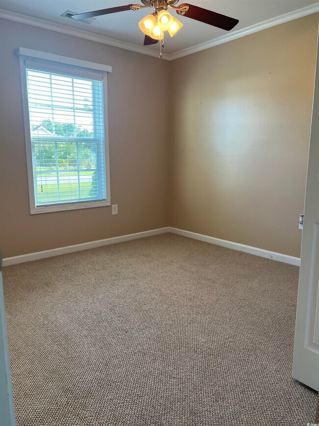 Building Photo - 117 Adelphia Rd