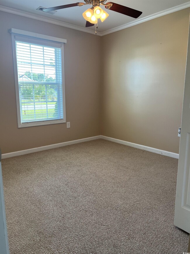 Foto del edificio - 117 Adelphia Rd