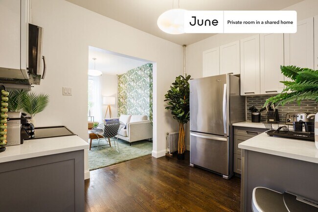 Foto del edificio - Room in Shared 3 bed/1 bath home in Prospect Heights