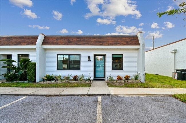 Foto del edificio - 9032 Mission Oaks Blvd