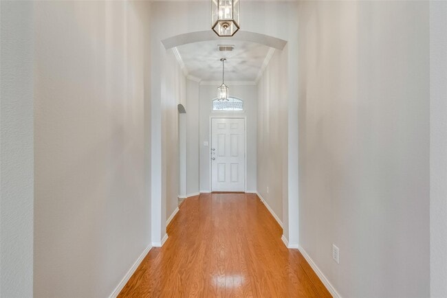 Building Photo - 5909 Paloma Blanca Dr