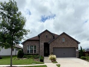 Building Photo - 1804 Welker Dr