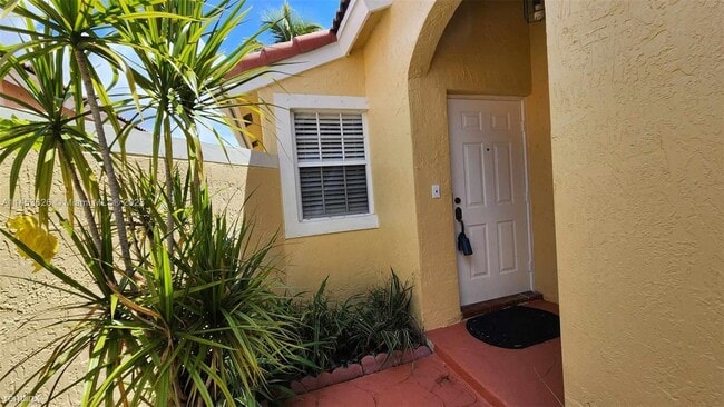 Foto del edificio - 3 br, 2 bath House - 4801 SW 153rd Ter