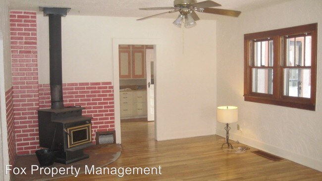 Building Photo - 3 br, 1 bath House - 917 Rex Street