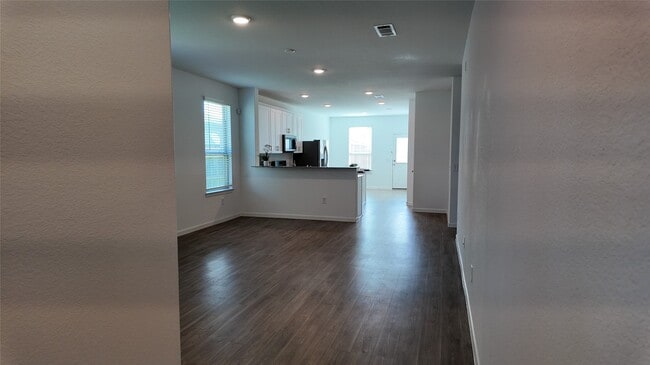 Building Photo - 1328 Bright Hl Dr