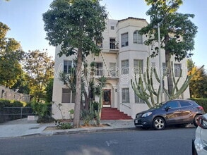 Building Photo - 1201 N Orange Grove Ave