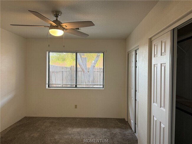 Foto del edificio - 3551 N Verdugo Rd