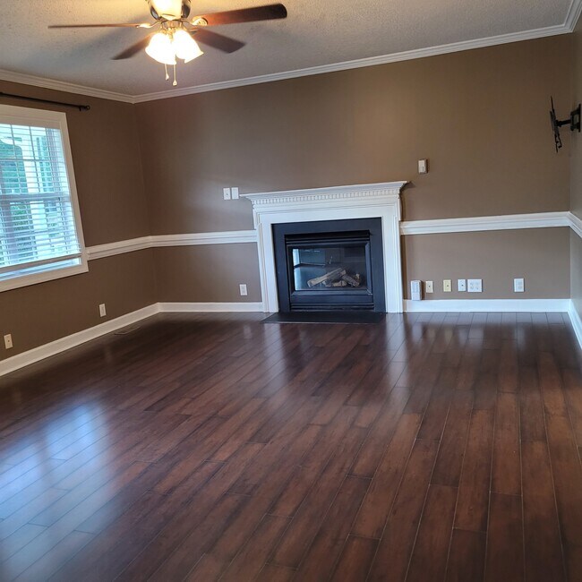 Foto del edificio - 15012 State Hwy 96