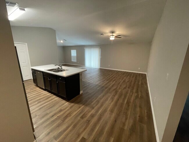 Building Photo - 1612 Eagle St