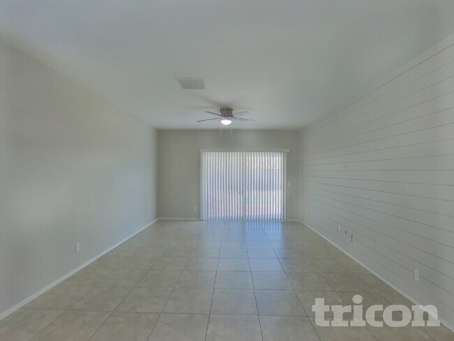 Building Photo - 17915 N Nocera Rd