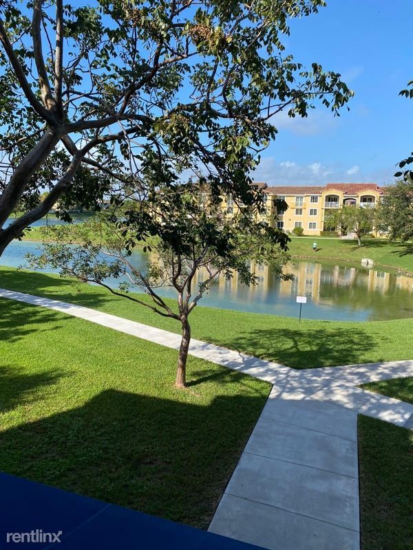 Building Photo - 21130 SW 87th Ave
