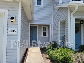 Building Photo - 1605 Biscayne Bay Dr