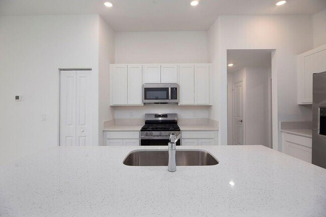 Foto del edificio - 11146 NW Fernbrook Dr