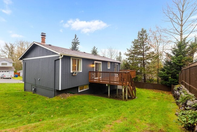 Building Photo - 14430 SE 194th St