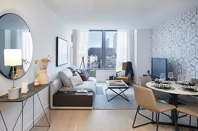 Building Photo - 2 bedroom in Queens NY 11101