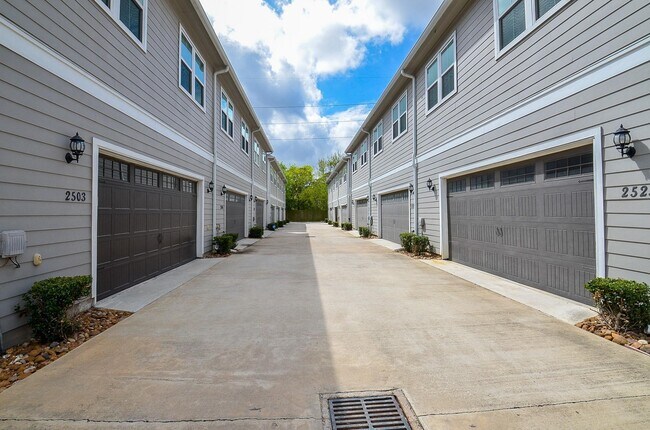 Foto del edificio - 2511 Judiway St