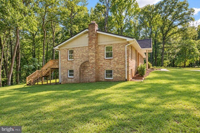 Foto del edificio - 6065 Eagles Nest Ln