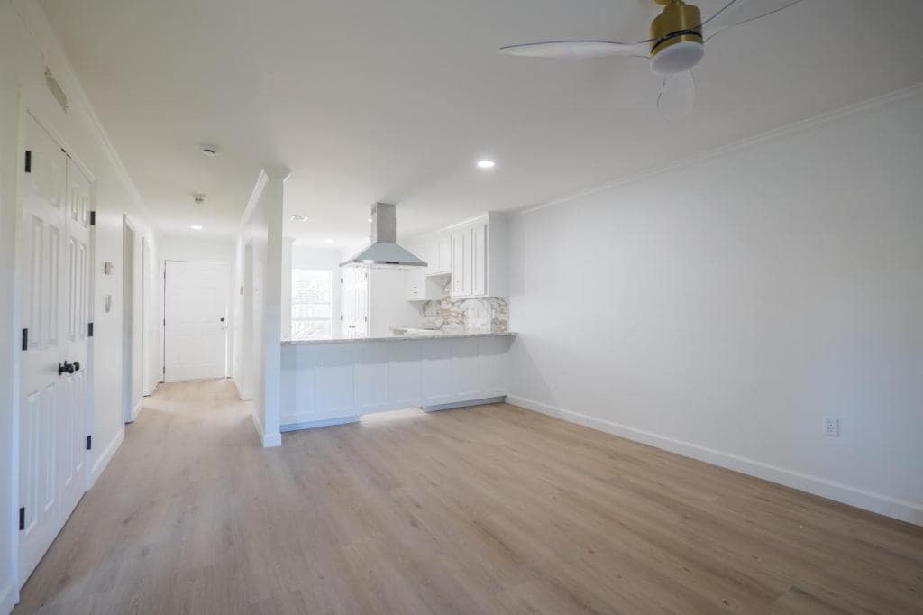 Primary Photo - Baytree Campus Apartments