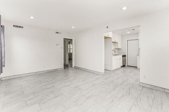 Foto del edificio - 3728 Odom St