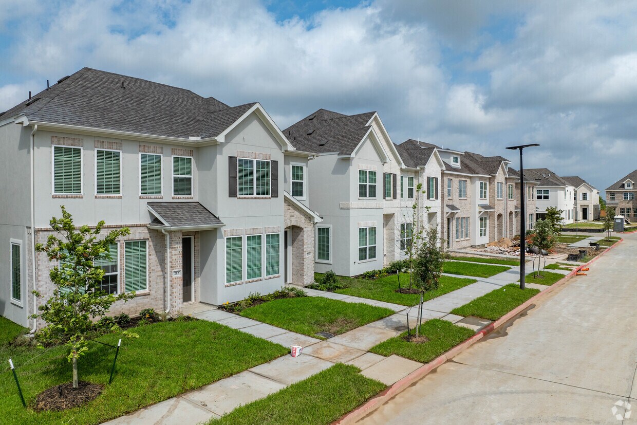 3220 Crystal View Blvd Texas City, TX 77510 - Crystal View at Lago Mar