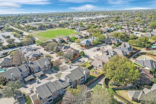 Foto del edificio - 1700 Amelia Ct