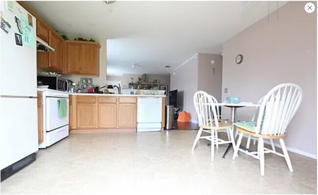 Foto del edificio - 15214 Sabal Palm Rd