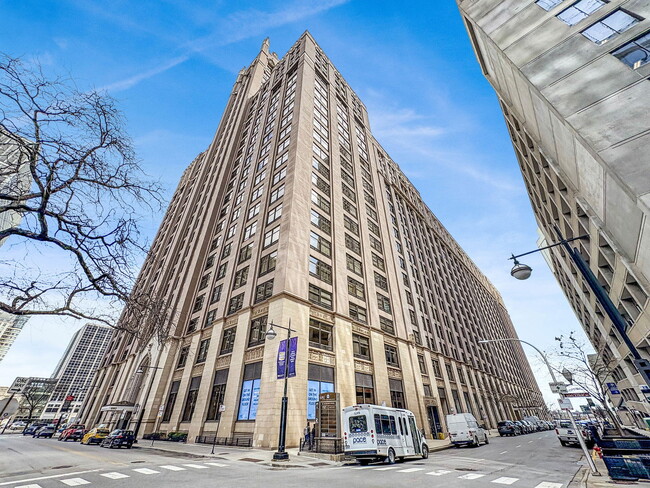 Photo - 680 N Lake Shore Dr Apartment