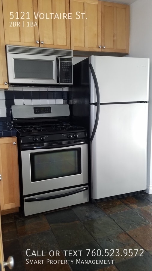 Foto del edificio - 5121 Voltaire St