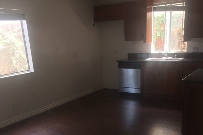 Foto del edificio - 16602 Inglewood Ave