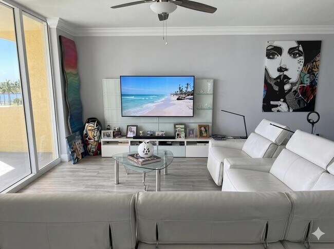Foto del edificio - 2640 Lake Shore Dr