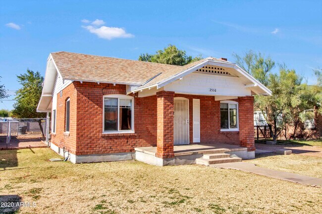 Building Photo - 2506 N Edgemere St
