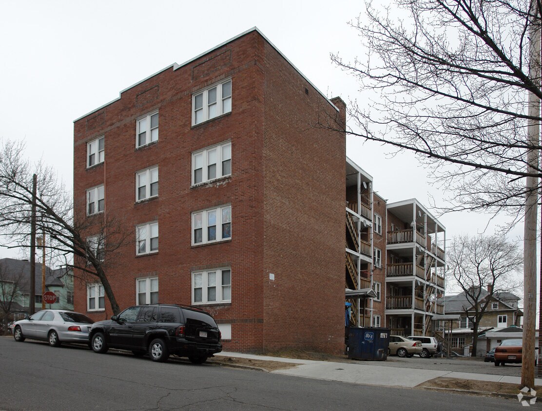 Building Photo - 170 Hampshire St