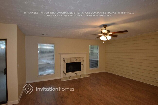 Foto del edificio - 1163 Sandalwood Dr