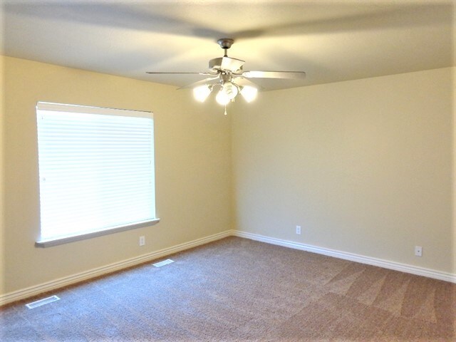 Building Photo - 5382 W Callander Dr