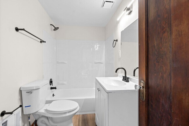 Foto del edificio - Newly Updated 3 Bed Home