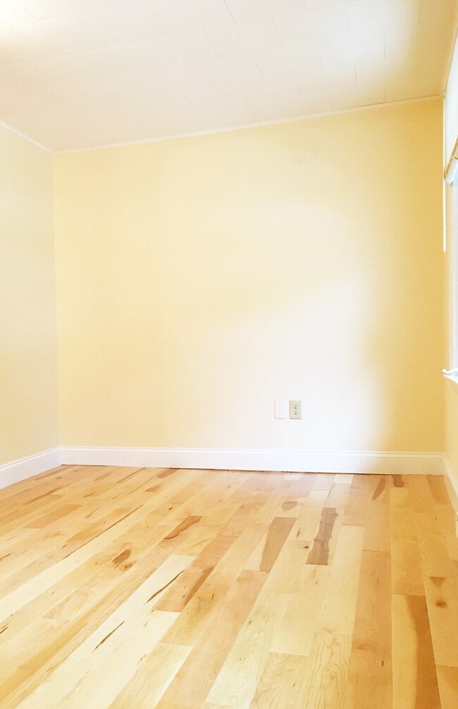 Photo - 80 Marble Ave House